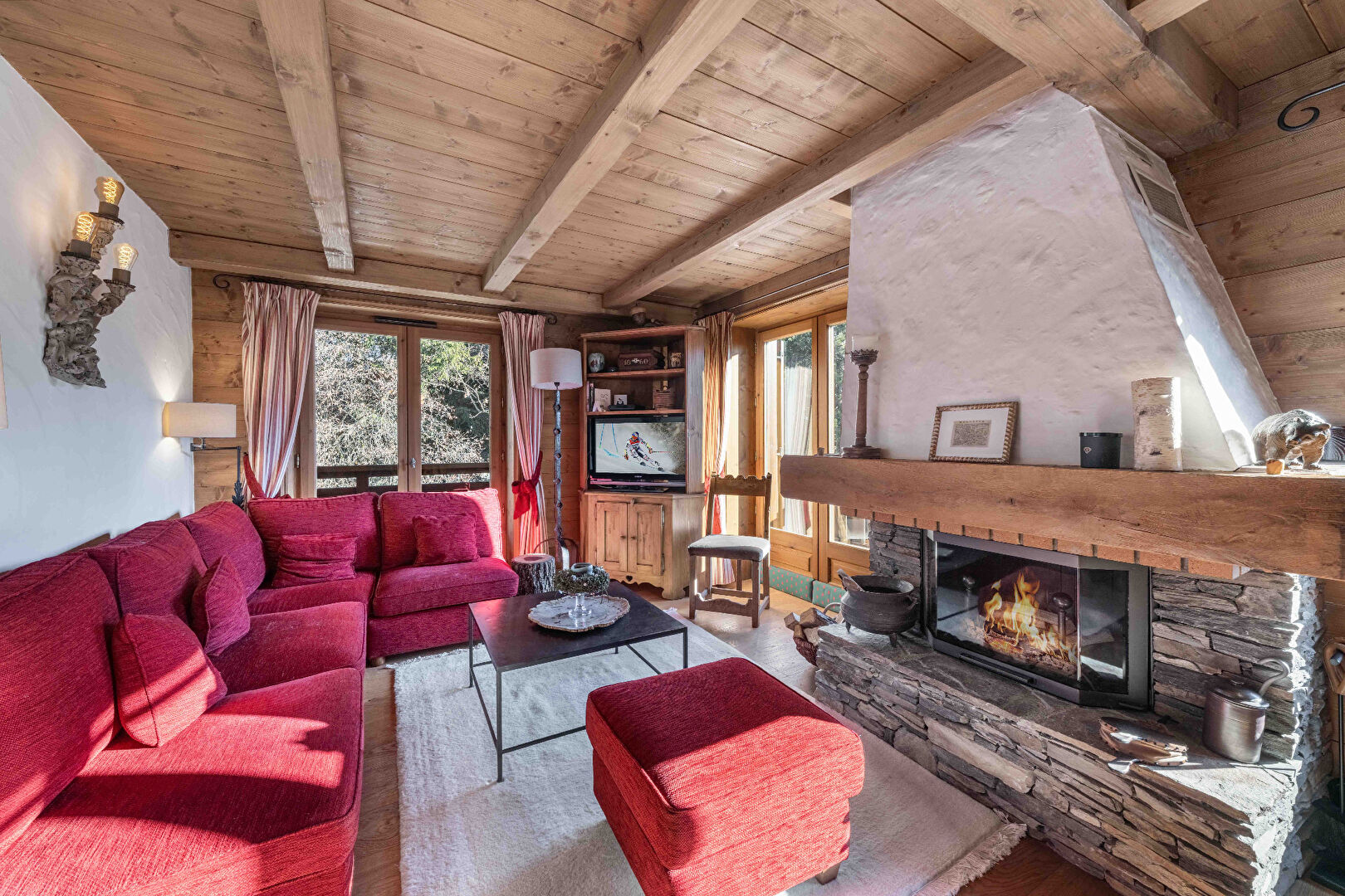 Megève, Evasion Mont-Blanc apartment for sale - Megève | Exceptional 2-Bedroom Apartment with South-facing Balcony - gallery image 3