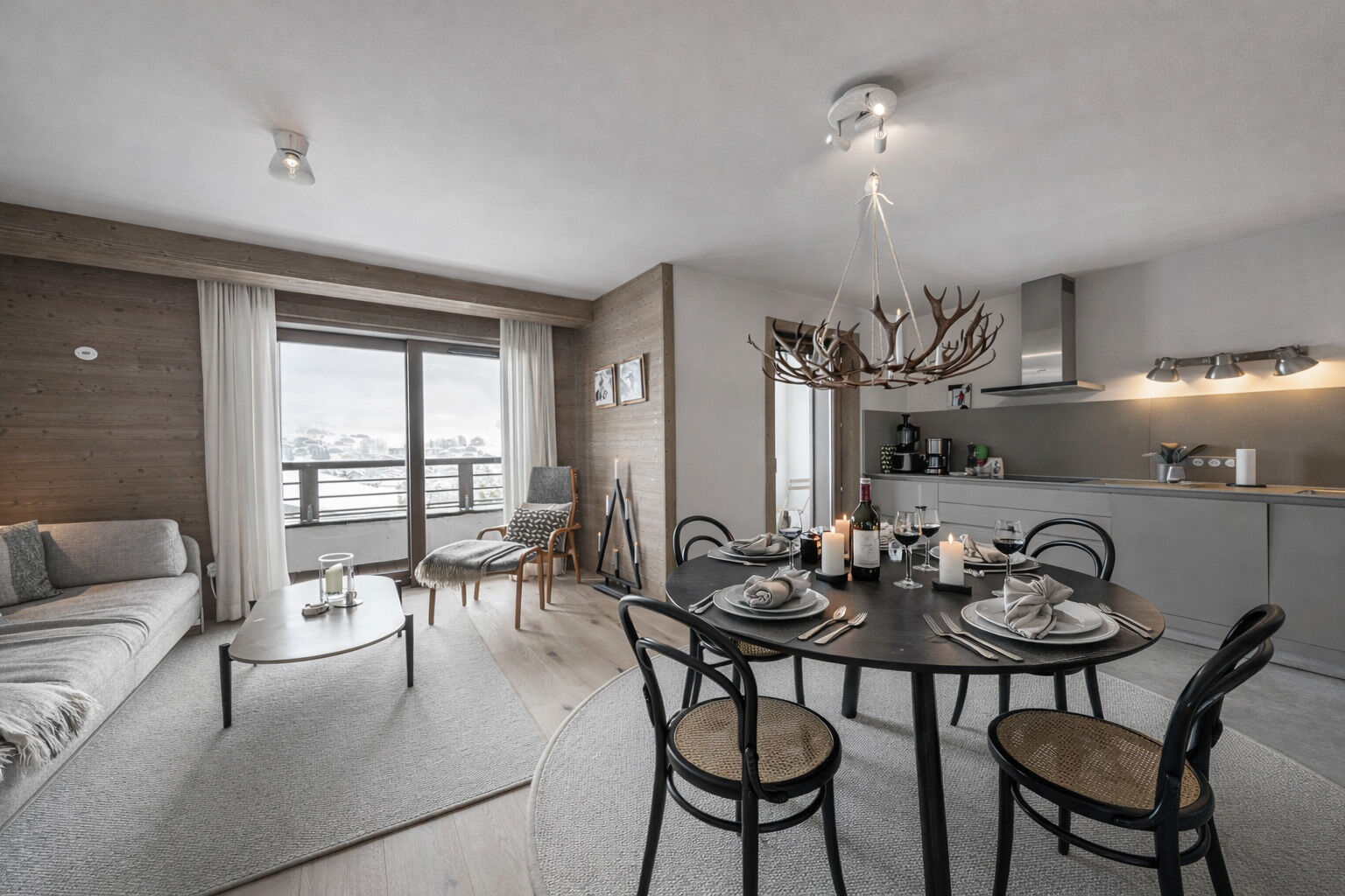 Megeve, Evasion Mont-Blanc apartment for sale - Megeve | Exceptional 2-Bedroom Apartment with West-facing Balcony
