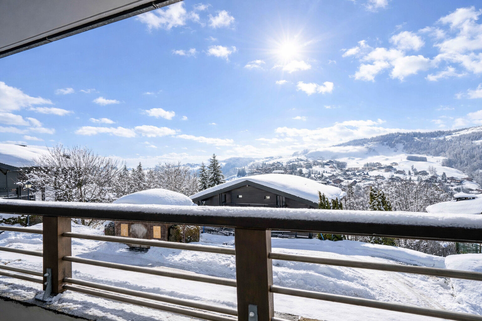 Megeve, Evasion Mont-Blanc apartment for sale - Megeve | Exceptional 2-Bedroom Apartment with West-facing Balcony - gallery image 2