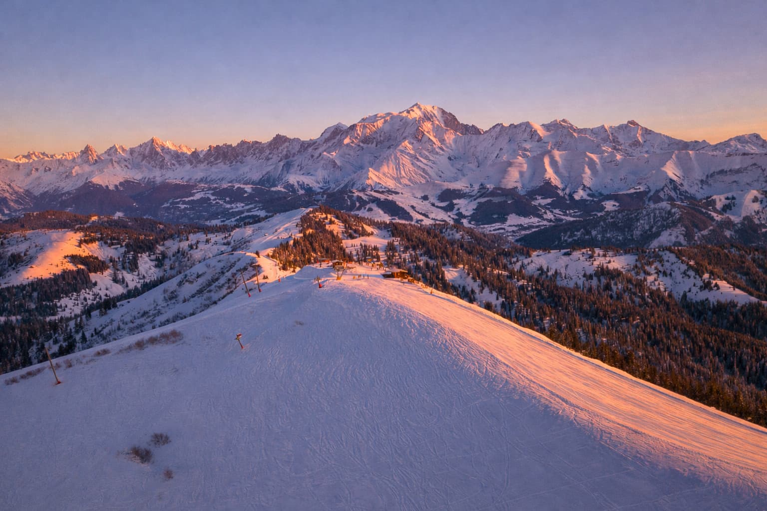 Évasion Mont-Blanc, Portes du Mont-Blanc, Les Contamines and Les Houches: Which Ski Area Should You Choose?